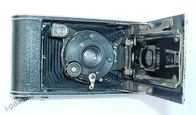 Měchový fotoaparát Cocarette - 1 Měchový fotoaparát Cocarette - 1